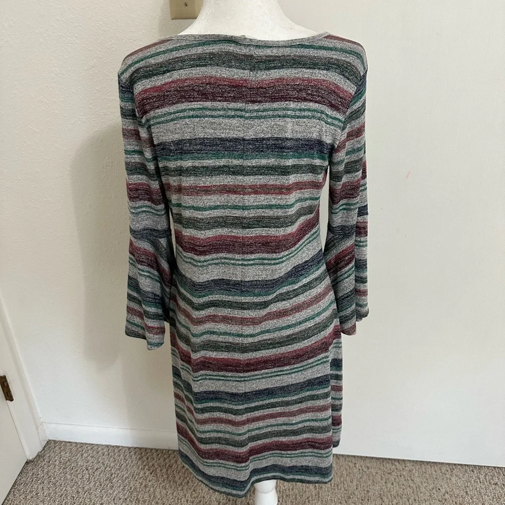Market and Spruce Striped Bell sleeve dress Sz M - Picture 2 of 7